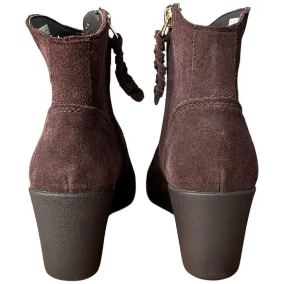 CROCS Leigh Womens 7 Espresso Suede Ankle Boots Wedge Heels Bootie Side Zip - Picture 4 of 13